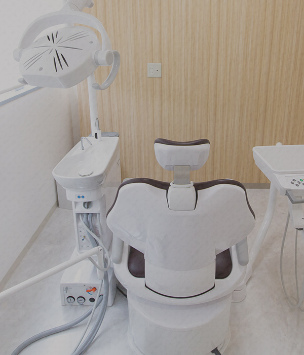 矯正歯科で もっと笑顔に 矯正認定医による
精密で最適な治療で
すてきな笑顔を支えます